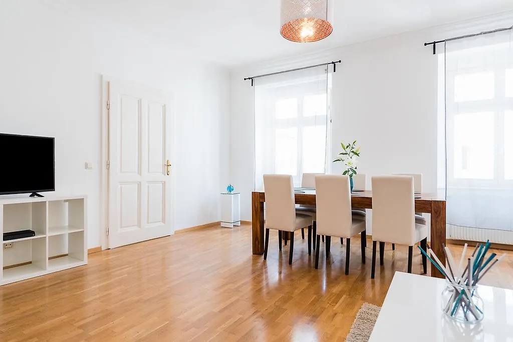 Bell Apartment Bécs