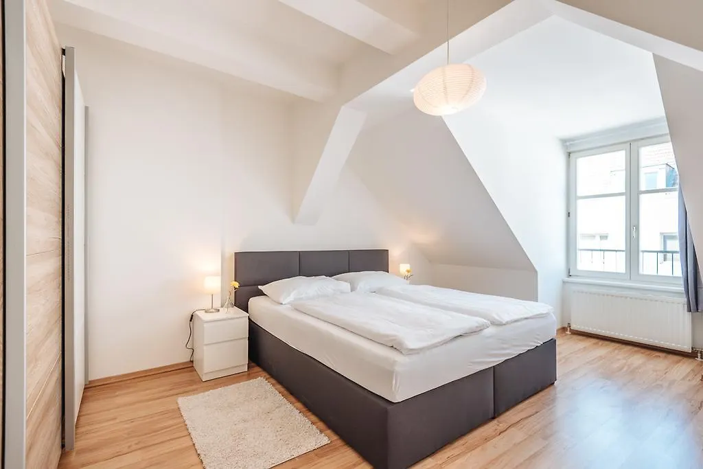 Bell Apartment Bécs 0*,